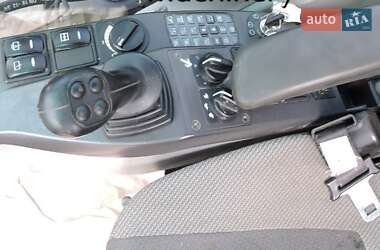 Колесный экскаватор Volvo EW 160 2010 в 
