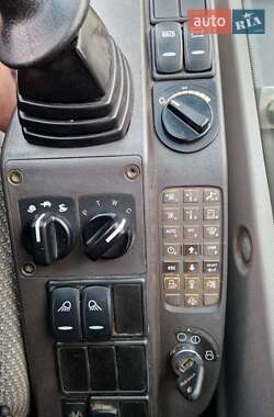 Колесный экскаватор Volvo EW 180C 2011 в 