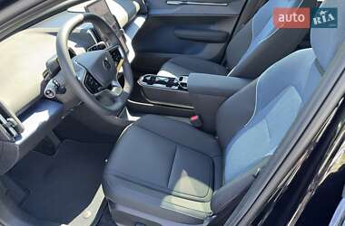 Внедорожник / Кроссовер Volvo EX30 2023 в 