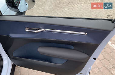 Позашляховик / Кросовер Volvo EX30 2024 в 