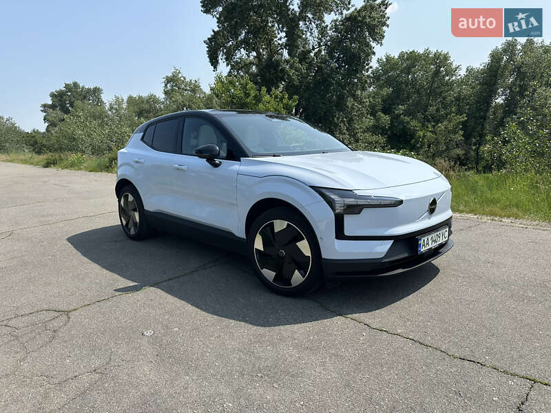 Внедорожник / Кроссовер Volvo EX30 2024 в Киеве