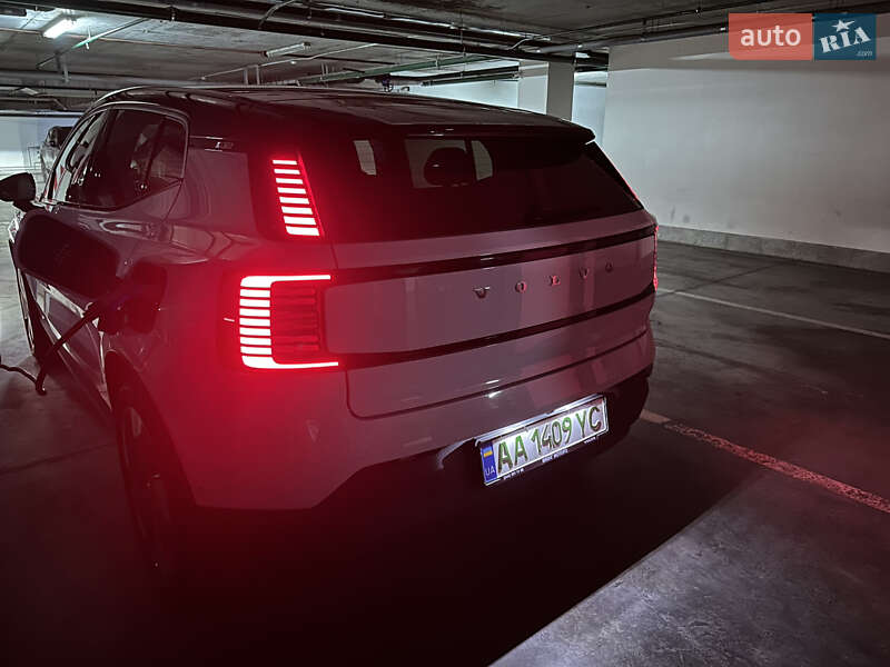 Внедорожник / Кроссовер Volvo EX30 2024 в Киеве