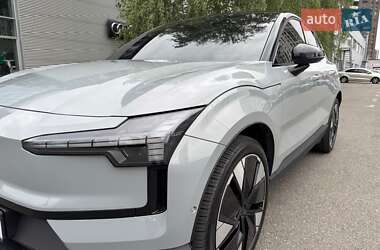 Внедорожник / Кроссовер Volvo EX30 2024 в 