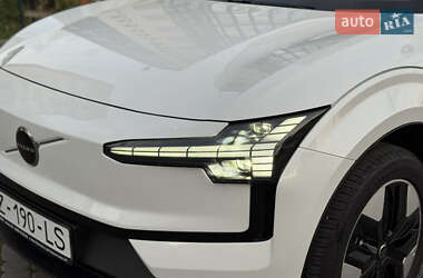 Внедорожник / Кроссовер Volvo EX30 2024 в 