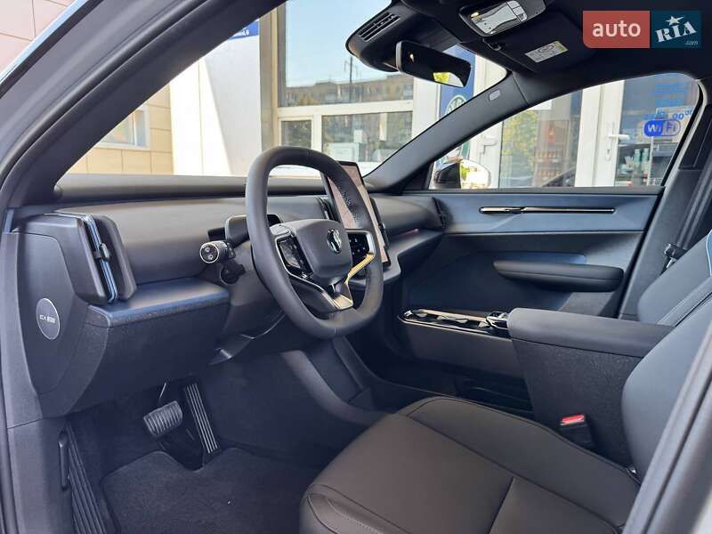 Внедорожник / Кроссовер Volvo EX30 2024 в Одессе