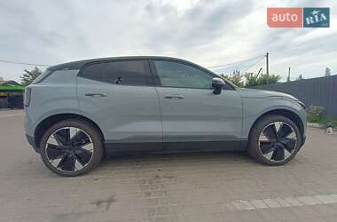 Внедорожник / Кроссовер Volvo EX30 2024 в 