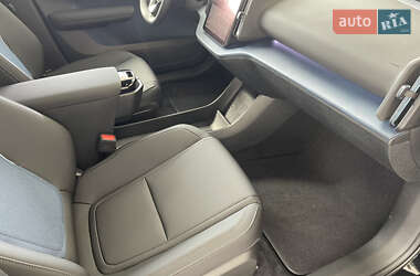 Внедорожник / Кроссовер Volvo EX30 2023 в 