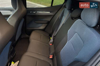 Внедорожник / Кроссовер Volvo EX30 2023 в 