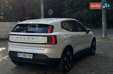 Внедорожник / Кроссовер Volvo EX30 2024 в 