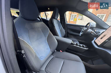 Внедорожник / Кроссовер Volvo EX30 2024 в 