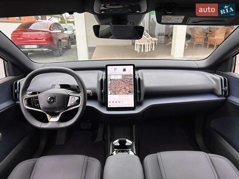 Позашляховик / Кросовер Volvo EX30 2024 в Ужгороді