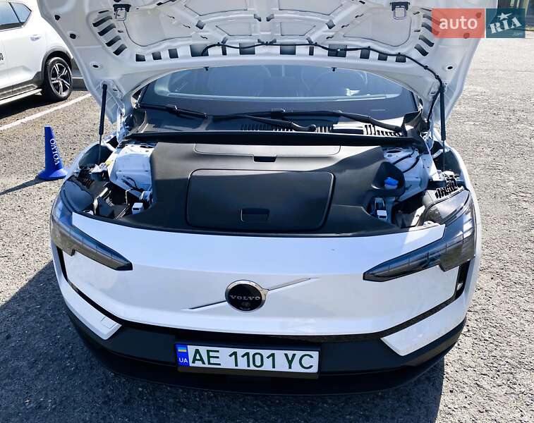 Позашляховик / Кросовер Volvo EX30 2024 в Дніпрі