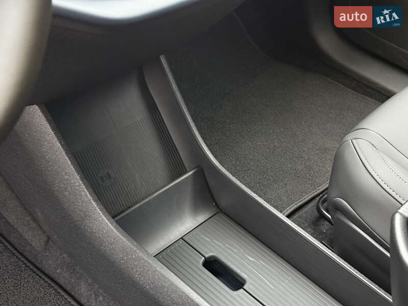 Внедорожник / Кроссовер Volvo EX30 2024 в Луцке фото 8 Внедорожник / Кроссовер Volvo EX30 2024 в Луцке