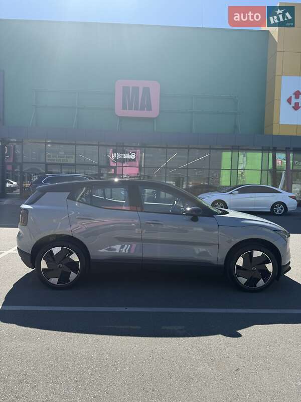 Внедорожник / Кроссовер Volvo EX30 2025 в Киеве фото 2 Внедорожник / Кроссовер Volvo EX30 2025 в Киеве
