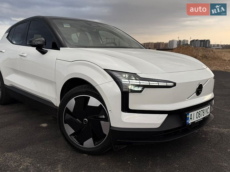 Внедорожник / Кроссовер Volvo EX30 2023 в Киеве