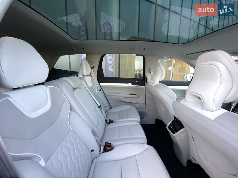 Позашляховик / Кросовер Volvo EX90 2025 в Дніпрі фото 27 Позашляховик / Кросовер Volvo EX90 2025 в Дніпрі