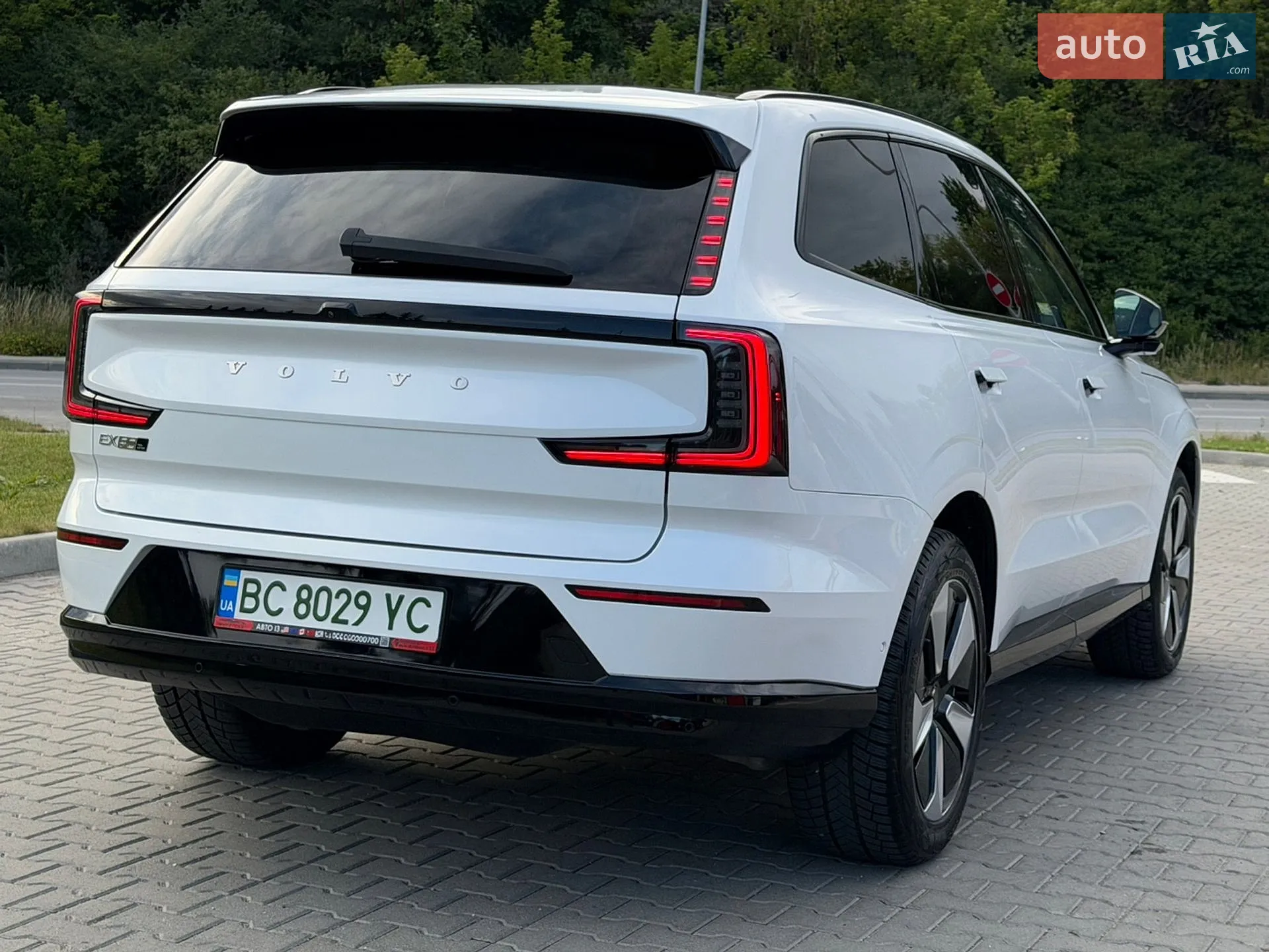 2025 Volvo EX90 - мініатюра 6