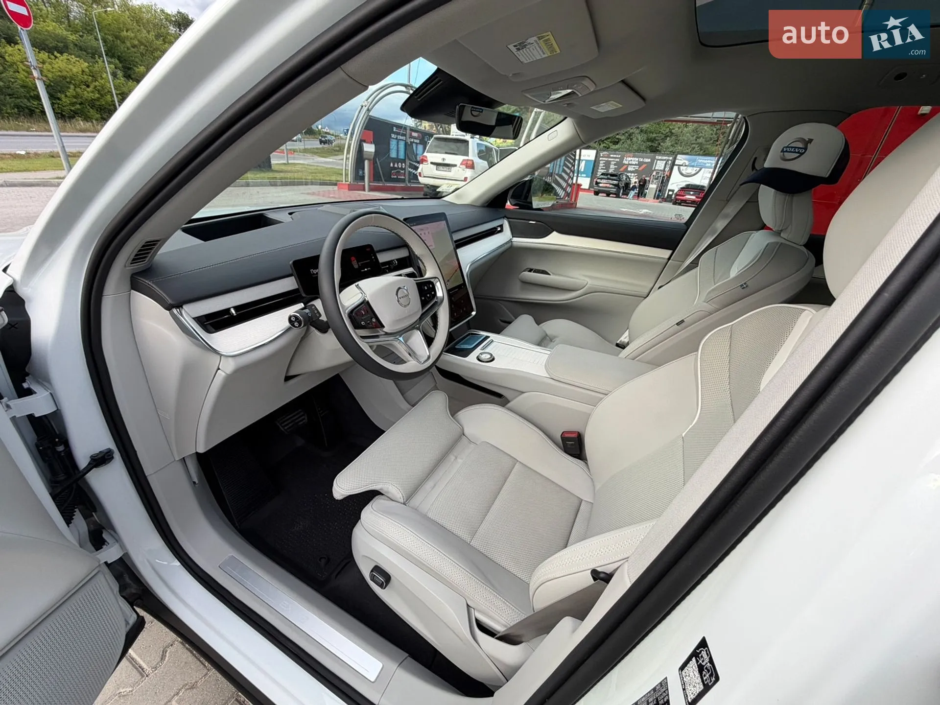 2025 Volvo EX90 - мініатюра 21