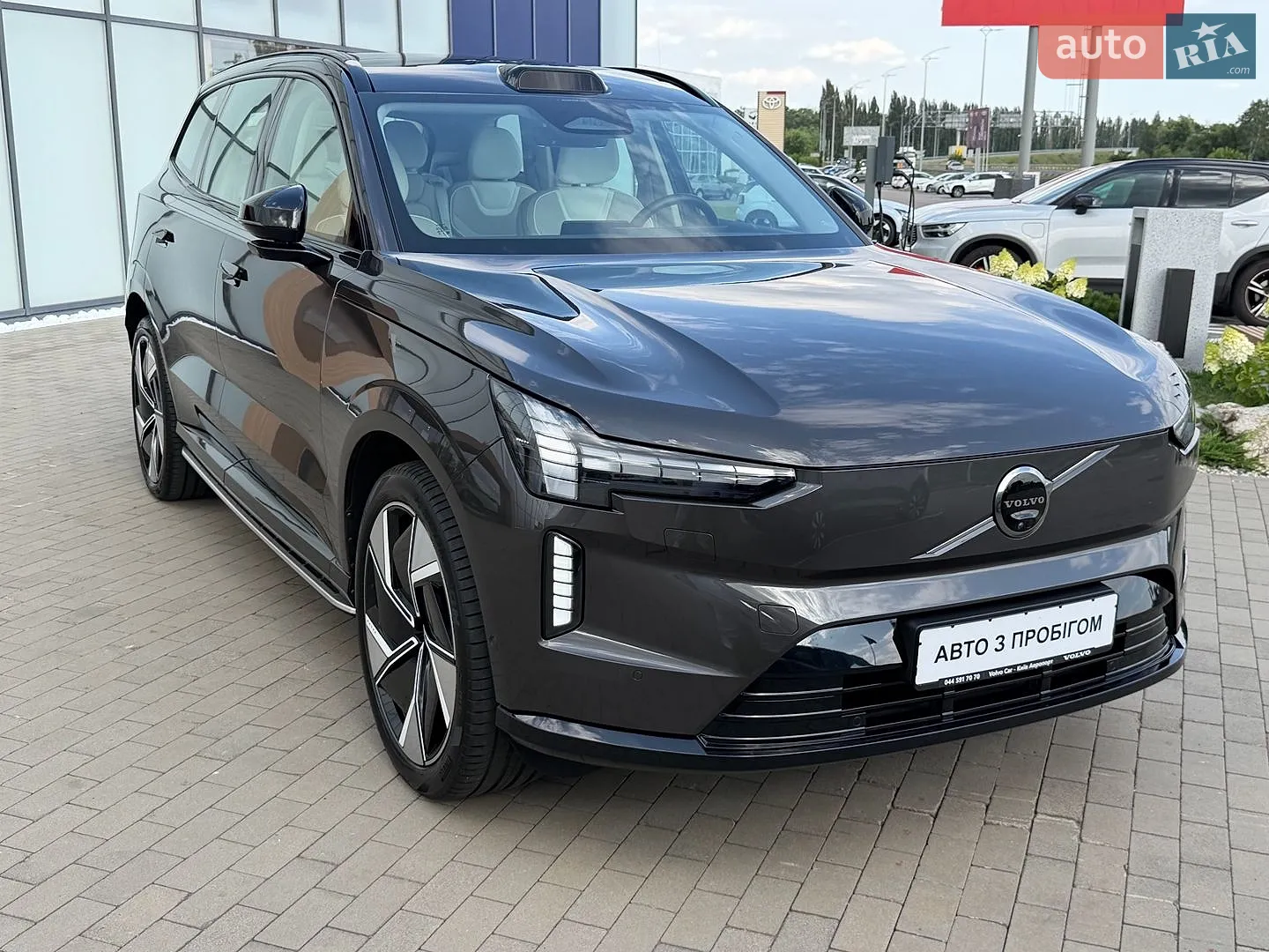 2025 Volvo EX90 - мініатюра 9