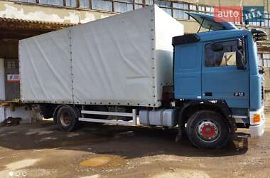 Тентований Volvo F12 1989 в Чернівцях