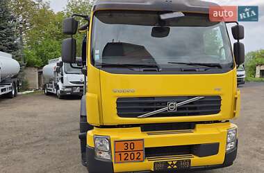Бензовоз Volvo FE 2011 в 