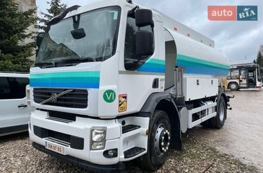 Бензовоз Volvo FE 2010 в Тернополе