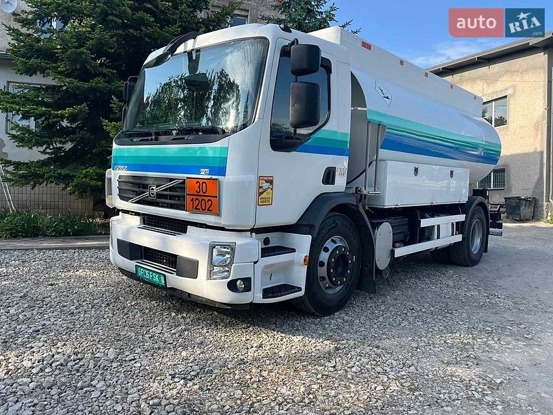 Бензовоз Volvo FE 2013 в Тернополе