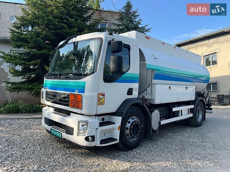 Бензовоз Volvo FE 2013 в Тернополе