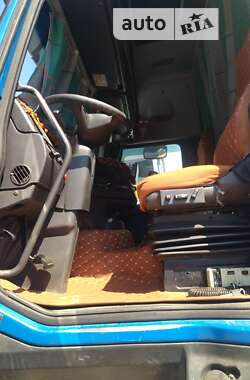 Тягач Volvo FH 12 2001 в 