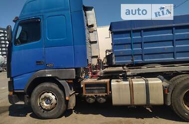 Тягач Volvo FH 12 2001 в 