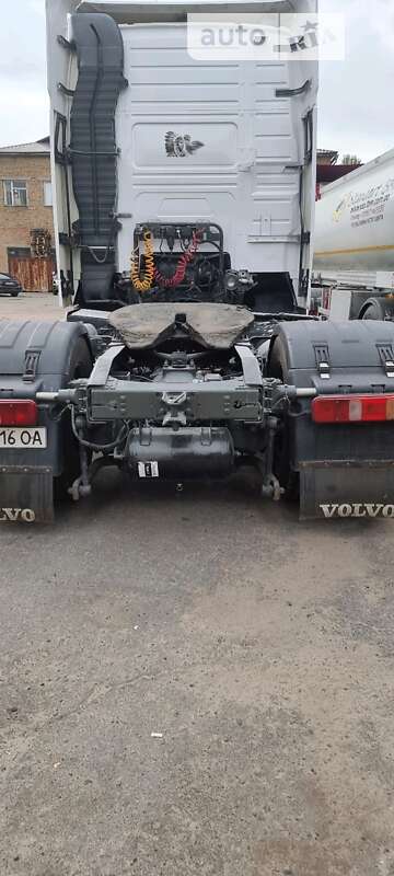 Тягач Volvo FH 12 2005 в Бородянке