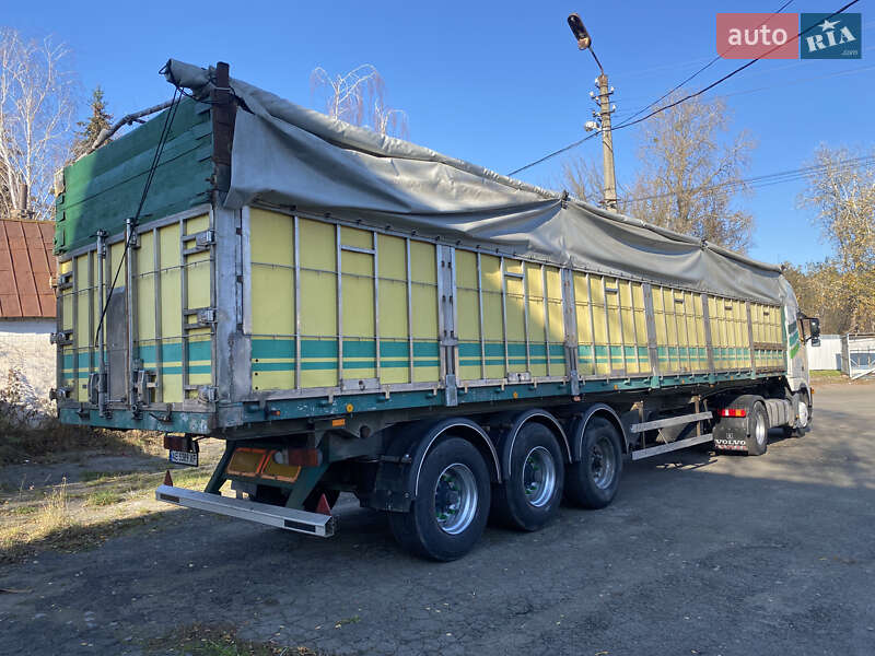 Самосвал Volvo FH 12 2003 в Корце