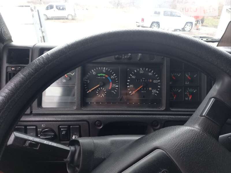 Зерновоз Volvo FH 12 2001 в Чечельнике фото 16 Зерновоз Volvo FH 12 2001 в Чечельнике