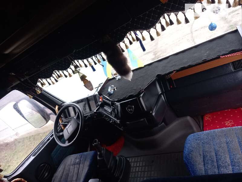 Зерновоз Volvo FH 12 2001 в Чечельнике фото 18 Зерновоз Volvo FH 12 2001 в Чечельнике