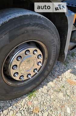 Тягач Volvo FH 12 2004 в 