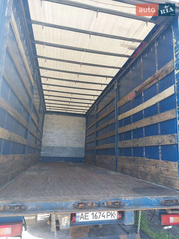 Тентований Volvo FH 12 2003 в Дніпрі