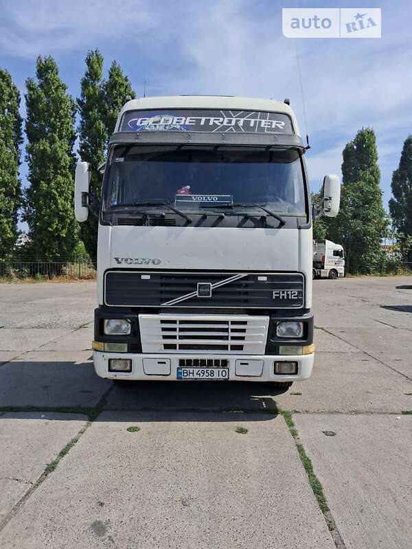 Контейнеровоз Volvo FH 12 2001 в Одессе