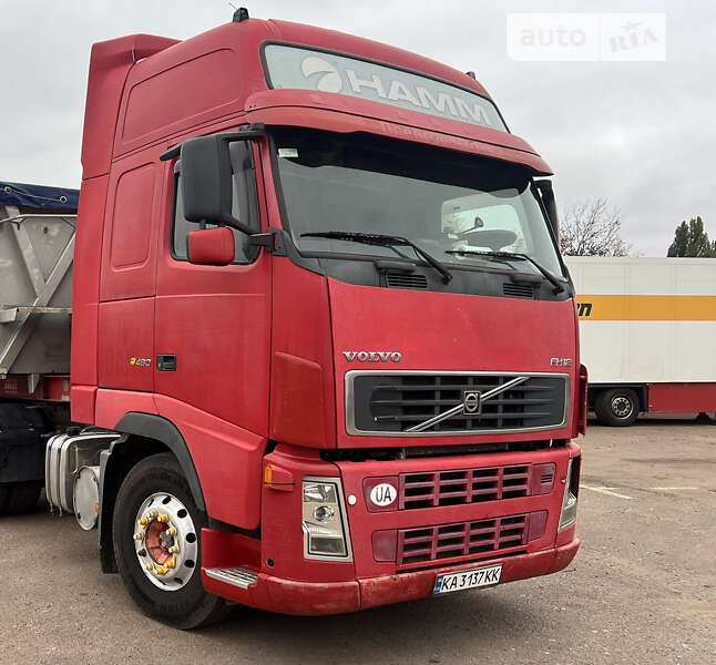 Тягач Volvo FH 12 2004 в Києві