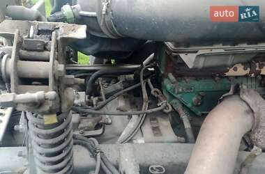 Зерновоз Volvo FH 12 2000 в 