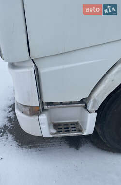 Тягач Volvo FH 12 2001 в 