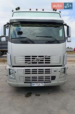 Тягач Volvo FH 12 2005 в Білгороді-Дністровському