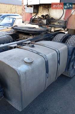 Тягач Volvo FH 12 2001 в 
