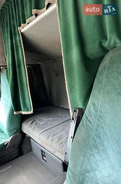 Зерновоз Volvo FH 12 2004 в 