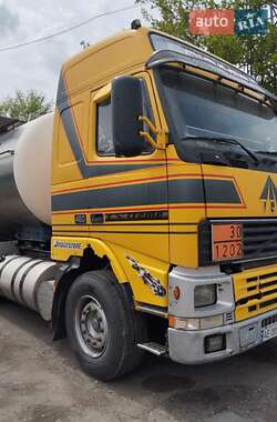 Тягач Volvo FH 12 2001 в 