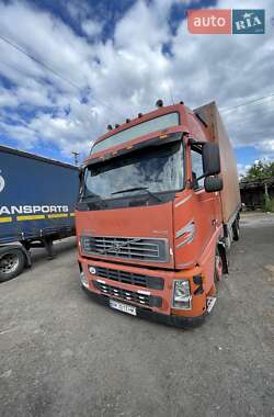 Грузовой фургон Volvo FH 12 2002 в 