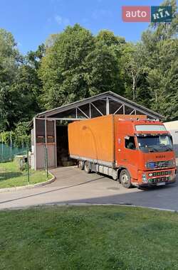 Грузовой фургон Volvo FH 12 2002 в 