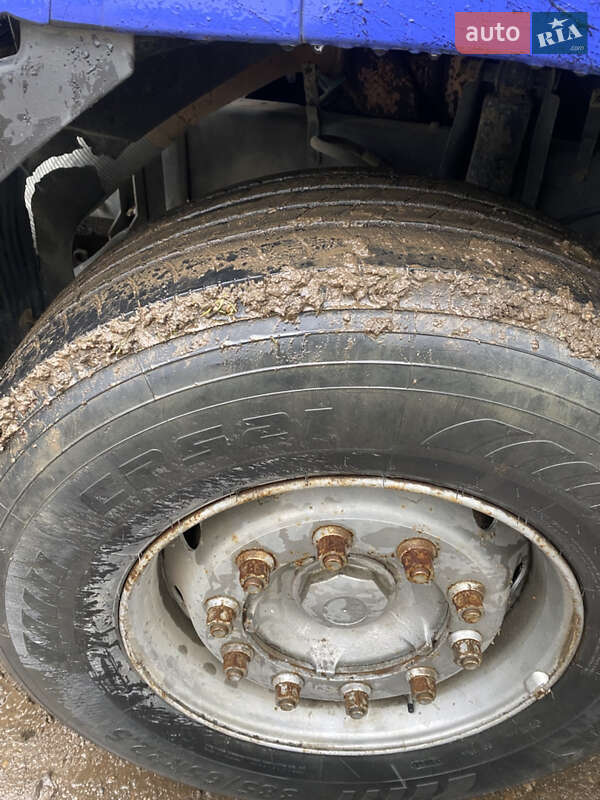 Самоскид Volvo FH 12 2001 в Снятині