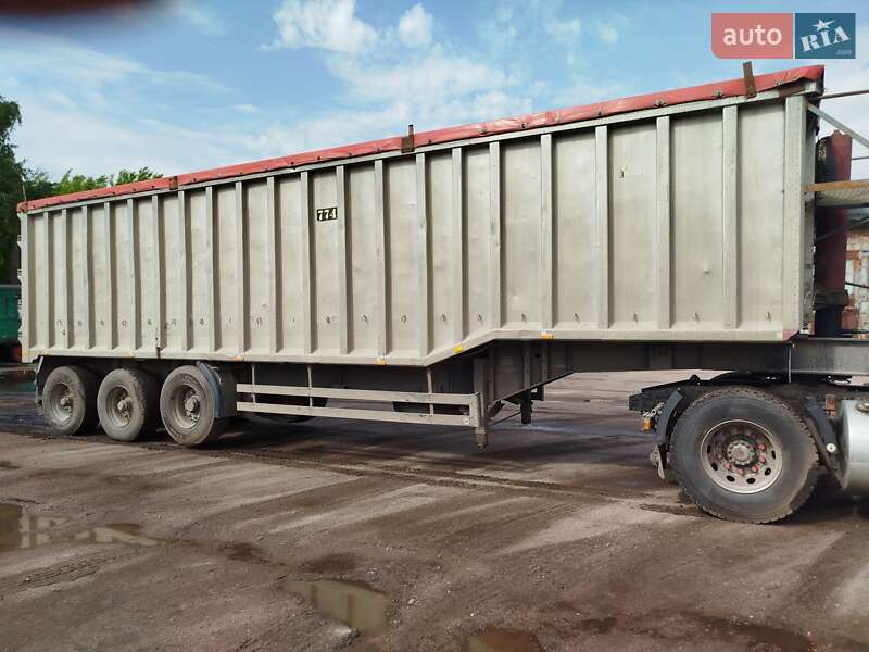 Самосвал Volvo FH 12 1999 в Чернигове