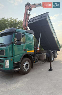 Кран-маніпулятор Volvo FH 12 2004 в 