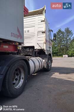 Тягач Volvo FH 12 2001 в 